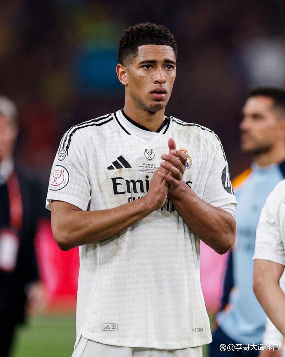 国王杯赛前再迎强敌,拜仁慕尼黑更衣室发声,主帅态度:赛场秩序良好,细节决定成败的简单介绍 国王杯赛前再迎强敌,拜仁慕尼黑更衣室发声,主帅态度:赛场秩序良好,细节决定成败的简单介绍