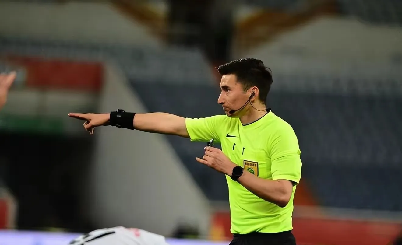 xingkong app-今晨德国杯焦点战；上海久事远射贴柱；压力陡增；轮换策略成焦点-xingkong app